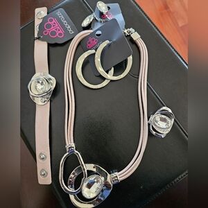 Californian Cowgirl Light Pink Leather Set